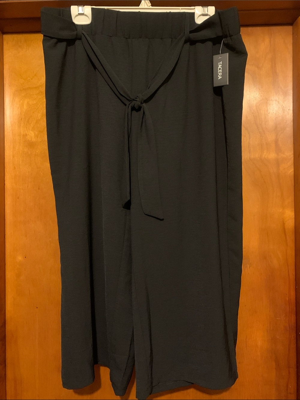 NWT Tacera Size XL Black Belted Palazzo Pants